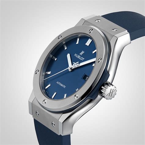 hublot classic fusion 42mm lug to lug